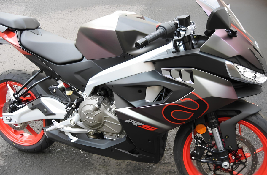 F&T Fahrzeug-Technik GmbH - Ihr Motorradhändler und Motorradwerkstatt in Freital, Dresden, Sachsen und deutschlandweit - RS 457 - Bild