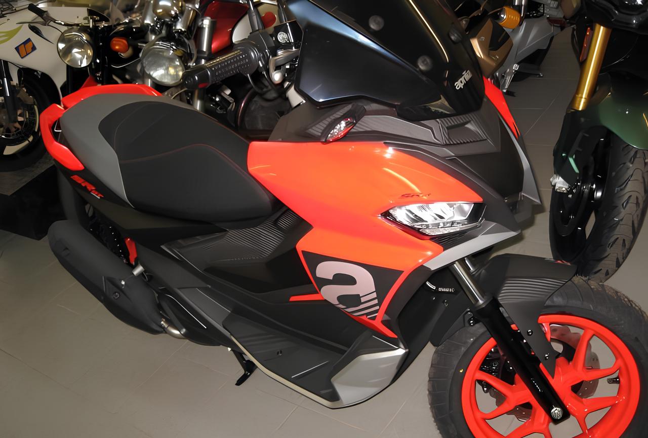 F&T Fahrzeug-Technik GmbH - Ihr Motorradhändler und Motorradwerkstatt in Freital, Dresden, Sachsen und deutschlandweit - SR 125 GT Sport ABS - Bild